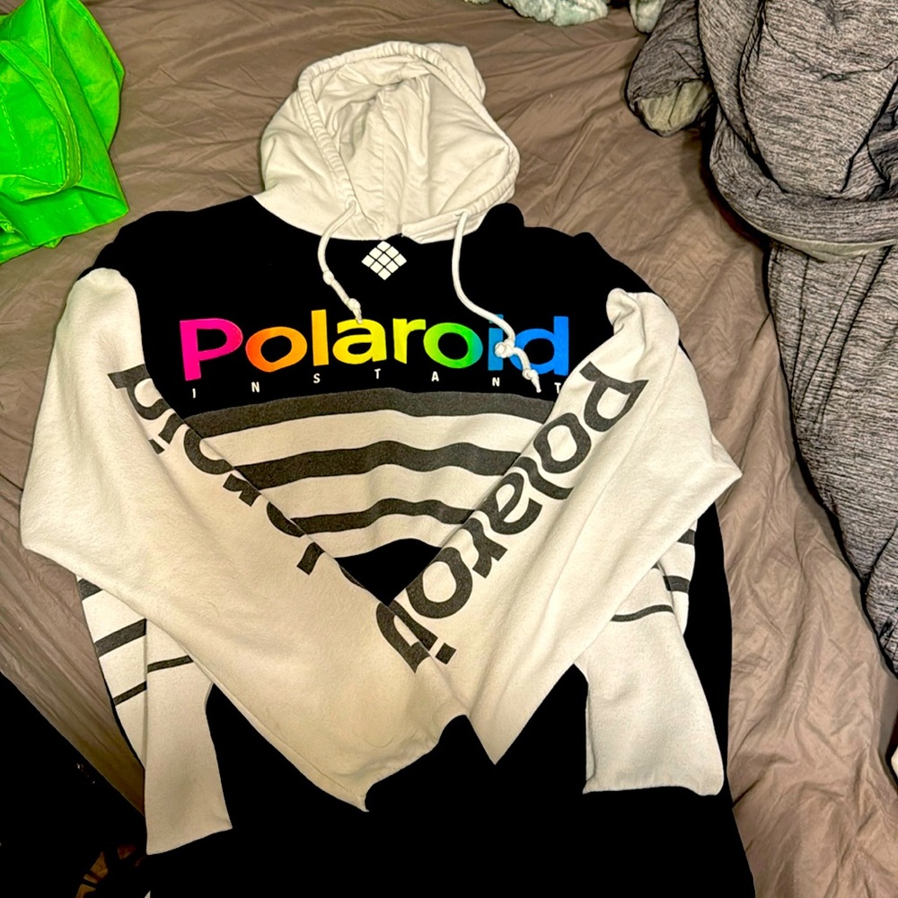 Polaroid Sweatshirt. Size M